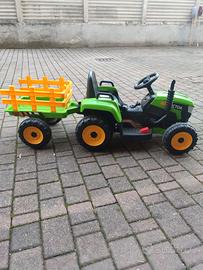 Trattore con rimorchio  a batteria per bambini