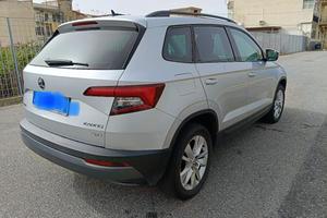 Skoda karoq executive 4x4 2.0 TDI 150 CV 6 marce