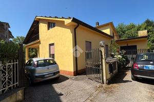 CASA INDIPENDENTE A ISOLA DEL LIRI