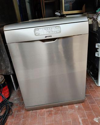 lavastoviglie smeg 