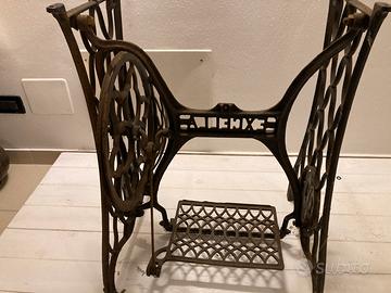 Struttura per macchina da cucire