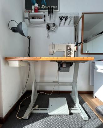 Bernina Industrial 950 prezzo trattabile.
