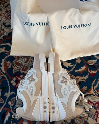 LV skate beige