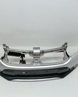 PARAURTI ANTERIORE COMPLETO DACIA Sandero Serie ST