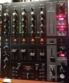 Behringer DJX750 Mixer DJ professionale a 5 canali