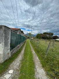 Terreno 300 mq ( edificabile 30/40mq )