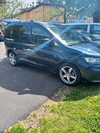 VW Caddy