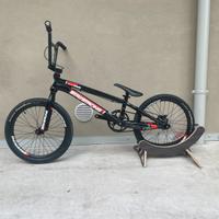 Stay strong PWR race division