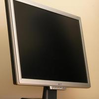 Monitor Acer 22" per PC, VGA, DVI AL2216W