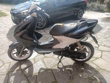 Yamaha Aerox 50
