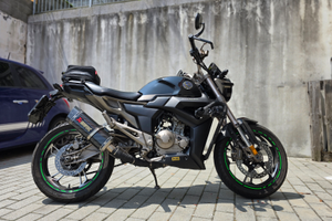 Zontes g1 125cc scrambler/naked