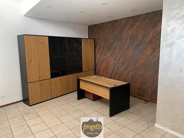 MONFALCONE Vicinanze centro locali commerciali