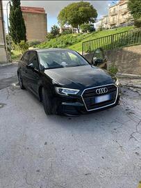 Audi a 3 S Line interna ed esterna