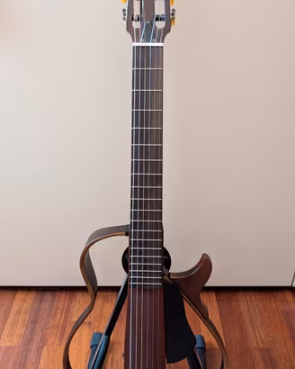 Yamaha Silent SLG200 N