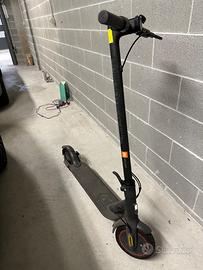 Monopattino elettrico Xiaomi mi pro 2