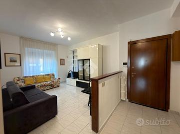 2 LOCALI A PADERNO DUGNANO