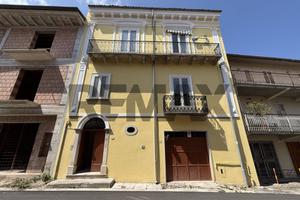 Casa Indipendente - Pietradefusi