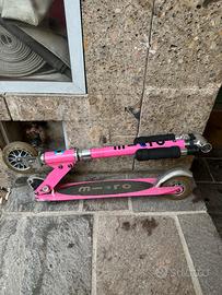 Monopattino pieghevole Micro rosa