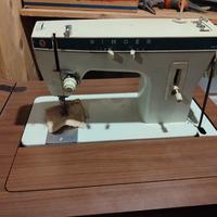 macchina da cucire Singer 257 con mobile