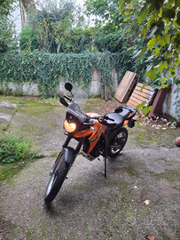 Moto derbi adventure terra