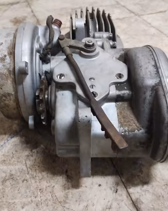 MOTO GUZZI CARDELLINO per ricambi 