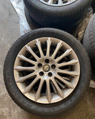 CERCHI GOMMATI ORIGINALI ALFA ROMEO R 16