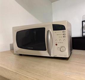 Microonde Samsung - Grill/Cottura Combinata (23L)