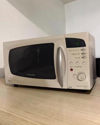 Microonde Samsung - Grill/Cottura Combinata (23L)