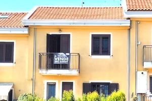 Pedara villa a schiera in zona residenziale