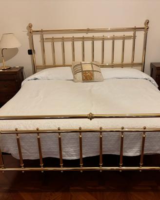 Letto in ottone
