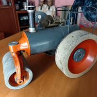 modellino asfaltatore a vapore