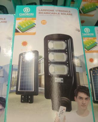 lampione stradale ricarica solare 