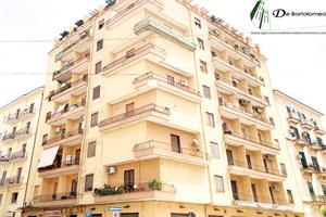 Panoramico appartamento via crispi