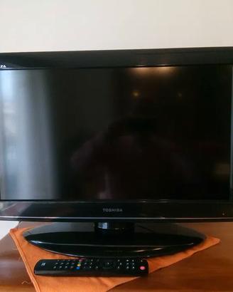 TV LCD 26 POLLICI