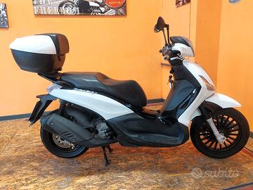 Piaggio Beverly 300 i.e.