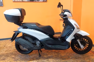 Piaggio Beverly 300 i.e.