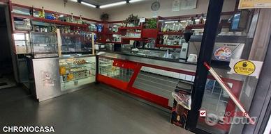 Attivita' pluriennale di bar gelateria pasticceria