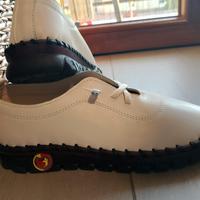 Scarpe in ecopelle n. 38