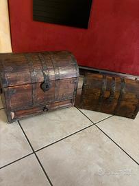 Set Bauletti in legno antico e libro