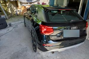 vettura audi q2 sportiva ed elegante