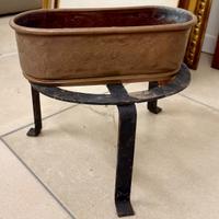 Elegante vaso in rame decorato