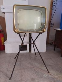 Televisore anni 50