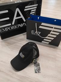 Cappellino uomo EA7 Emporio Armani nero logato 