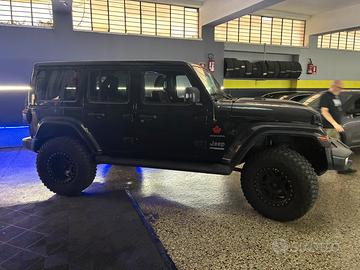 Jeep Wrangler Iva esposta