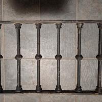 Inferiata in ferro battuto