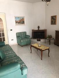 BILOCALE in centro a Santa Tecla