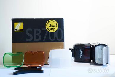 Nikon speedlight SB-700