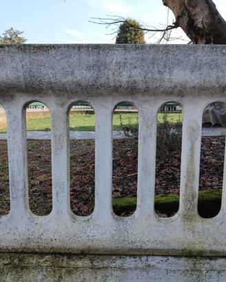 Fioriera in Cemento. Barriera Fiorita 90