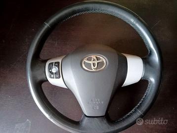 Volante Toyota Yaris