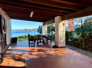 Villa di 140 m² con più di 5 locali a Marciana Mar